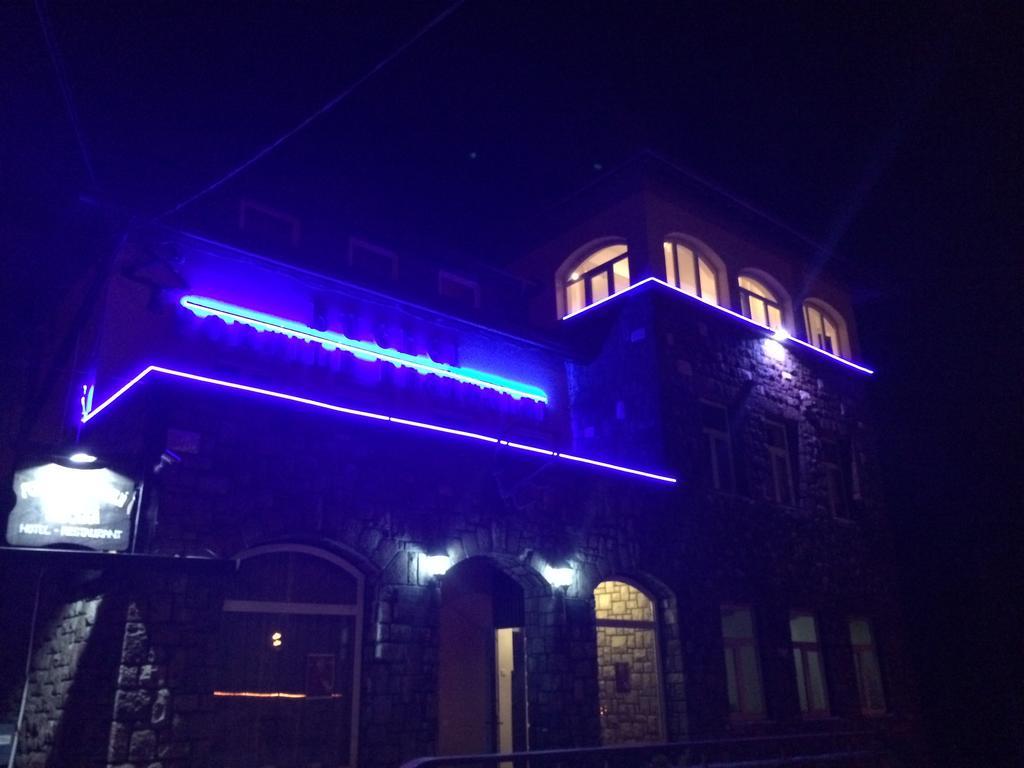 Hotel Bucegi Portile Regatului Paraul Rece Exterior photo